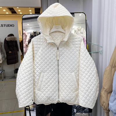 张贝贝同款新国标90白鸭绒女轻薄款菱形格连帽宽松显瘦羽绒服外套