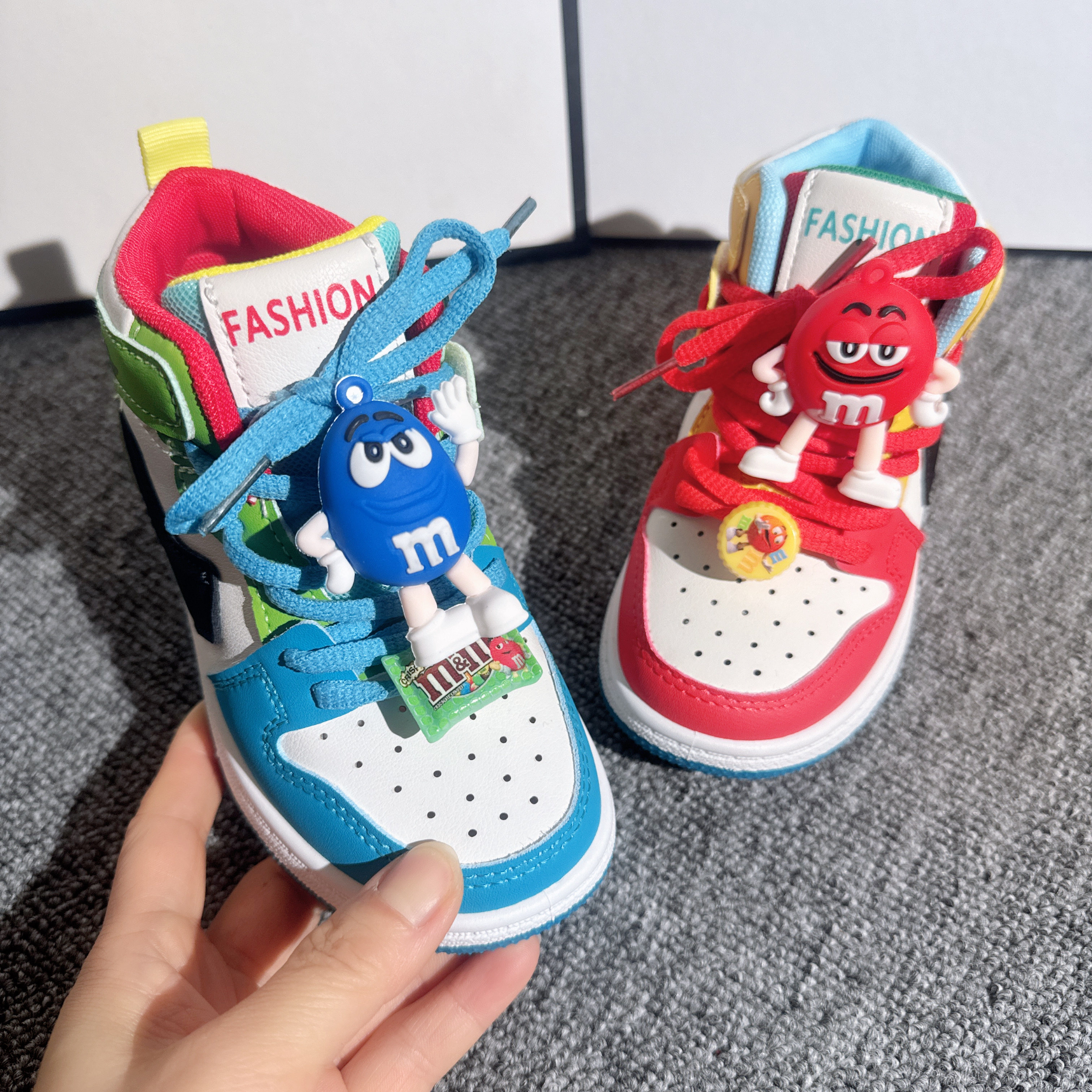 男童鞋子2025新款春秋卡通鸳鸯板鞋儿童高帮球鞋女孩师气休闲鞋子,童鞋/婴儿鞋/亲子鞋,板鞋,淘宝优惠券,粉丝福利购,淘宝优惠卷