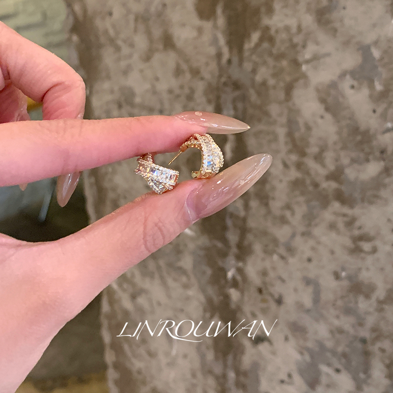 交叉梯形方钻耳钉925银耳钉轻奢