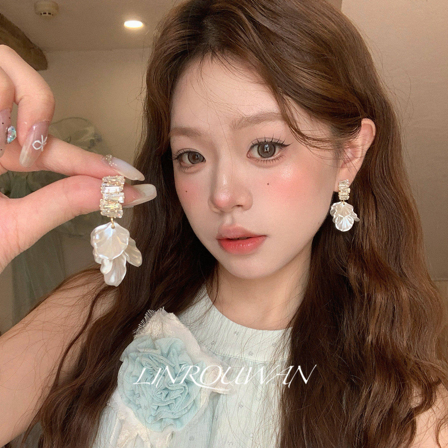 弗里假日 超仙贝壳流苏锆石耳环女轻奢高级感春夏绝美显脸小耳饰