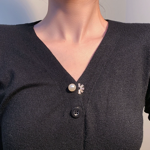 Защитное белье, невидимая брошь, булавка, фиксаторы в комплекте