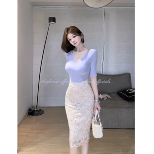江南美人穿搭 希野逸儿 高腰蕾丝包臀立体雕花米杏色半身裙女人味