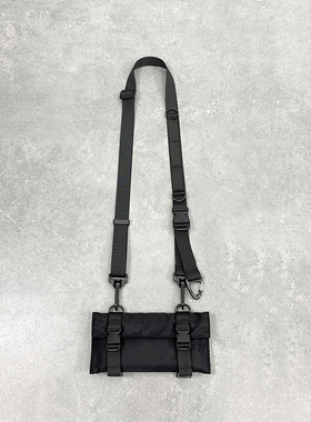 机能风斜挎小包轻量便携单肩手机袋迷你小腰包街头潮男酷帅胸包女