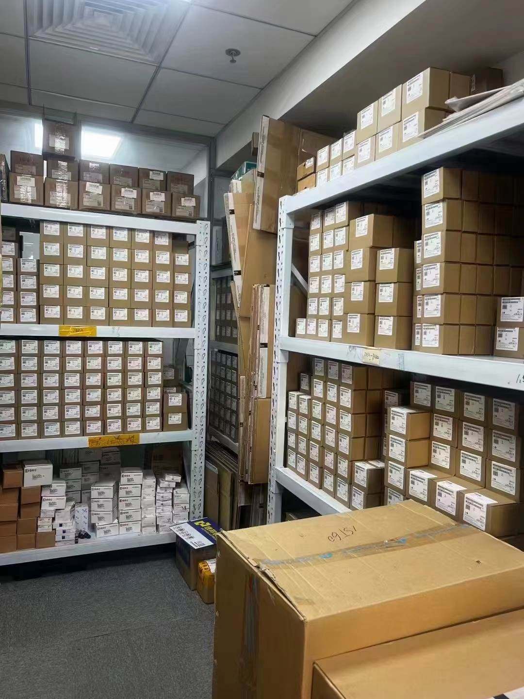 西门子s7-400数字量输出模块6es7 422-1fh00-0aa0 原装正品议价