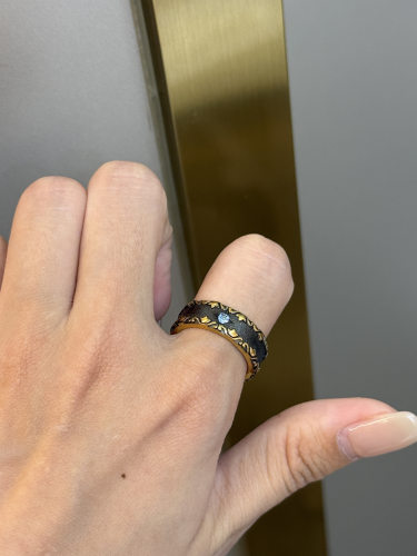 足金黄金电黑镶嵌戒指送女友礼物