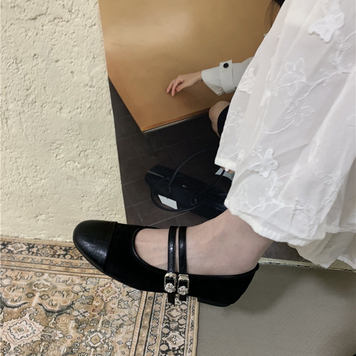 韩版平底豹纹单鞋女2026春季新款法式通勤鞋一字扣带银色玛丽珍,女鞋,浅口单鞋,淘宝优惠券,粉丝福利购,淘宝优惠卷