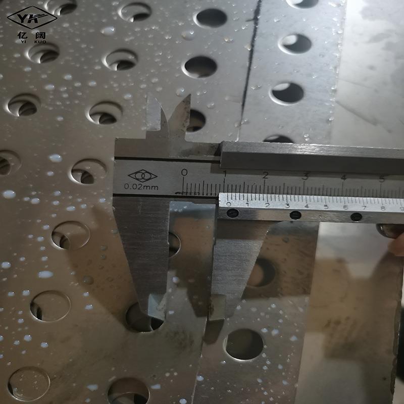 滤不锈钢冲孔网CQL304网圆孔冲孔板镀过锌筛网