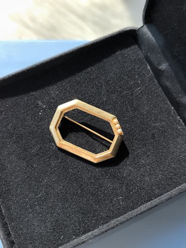 Monet 素金仿珍珠八角胸针精致OL风中古Vintage
