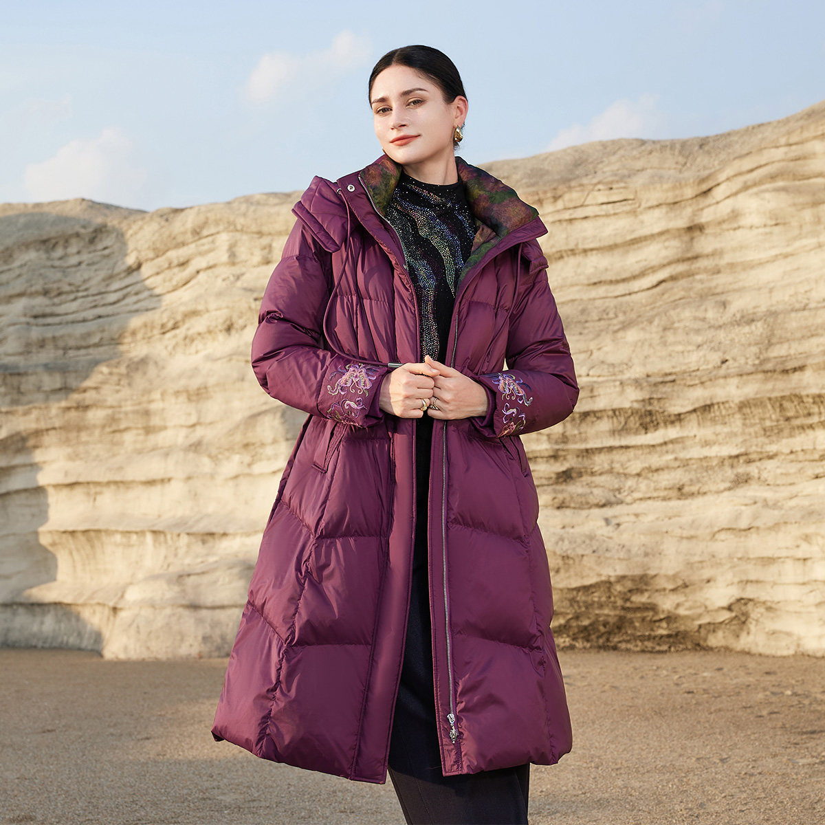 中老年妈妈洋气羽绒服修身中长款收腰显瘦白鸭绒服2025冬装