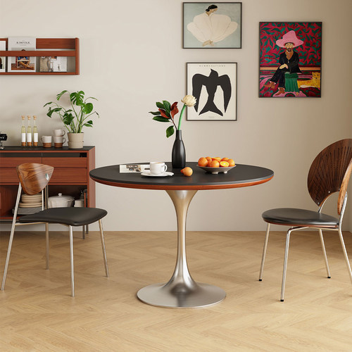 北欧复古家用餐桌椅组合实木小户型设计师郁金香轻奢圆桌新款