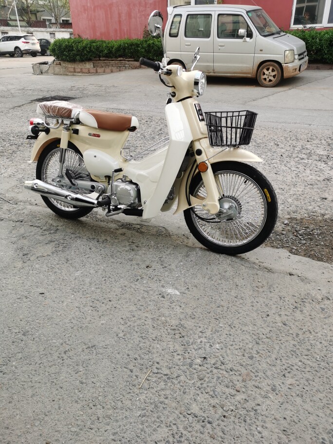 正品重庆嘉陵全新coco复古经典110cc两轮燃油弯梁摩托现货包邮