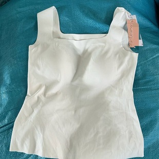 艾梦无钢圈文胸背心一体打底保暖内衣女性感薄款 带胸垫T9520