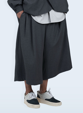 STREAMLET.CHEN:百叶褶垂感八分裤