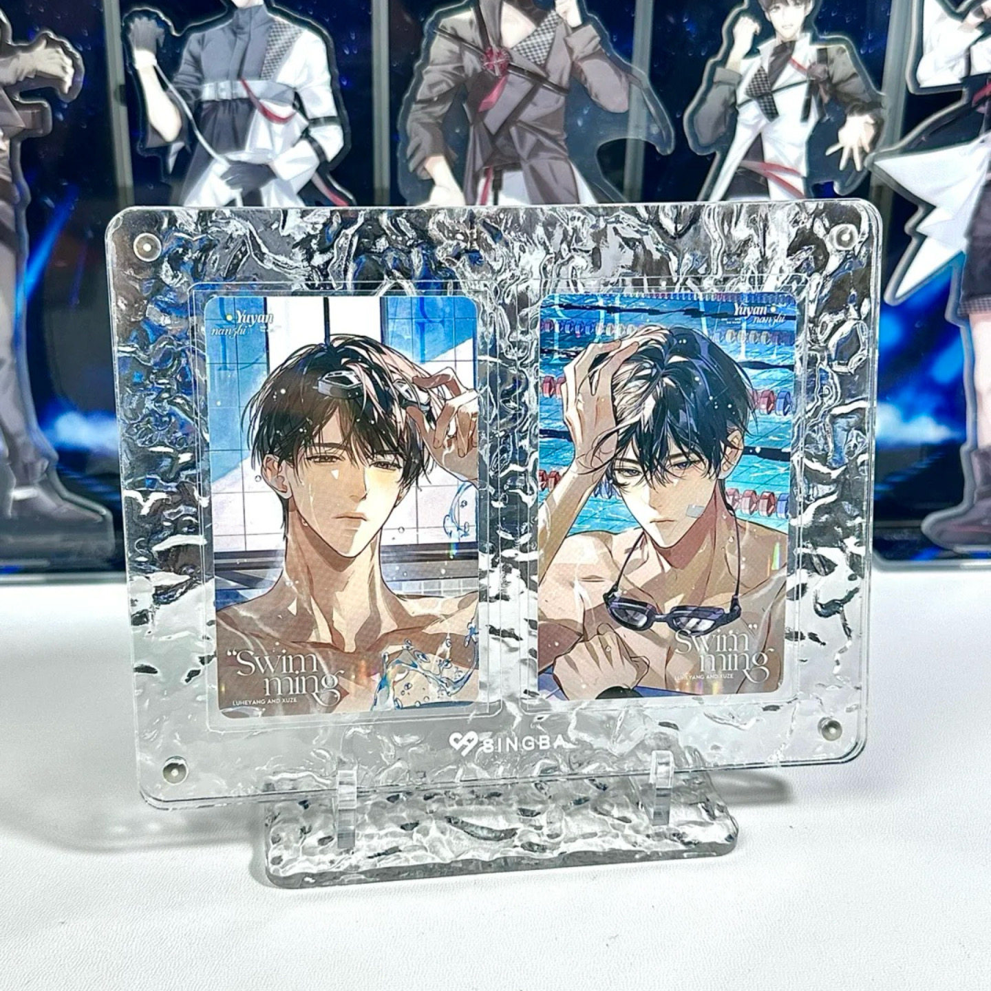 3寸小卡水波纹亚克力保护套