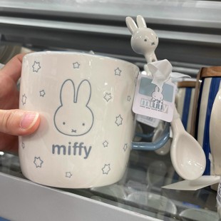 米菲兔马克杯大容量高颜值ins女生家用带勺陶瓷牛奶咖啡喝水杯子