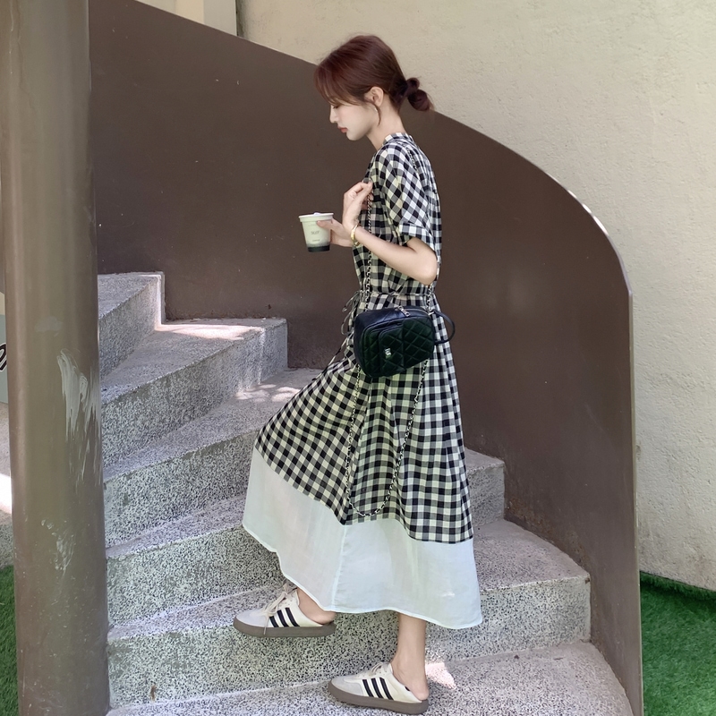 黑白格子拼接法式衬衫连衣裙女夏季2025新款减龄甜美森系巨好看