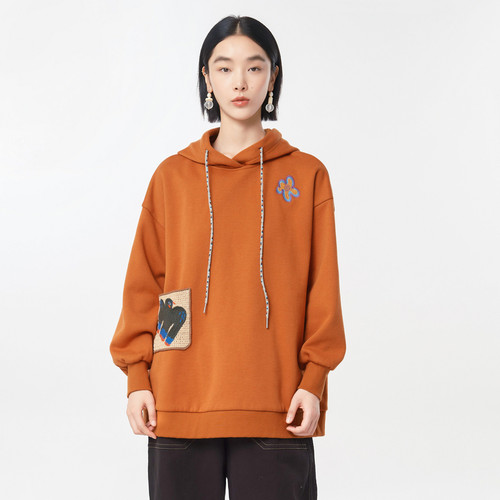 MOVEUP幻走2024冬季新款.FUN系列加绒连帽趣味绣花中长款卫衣女