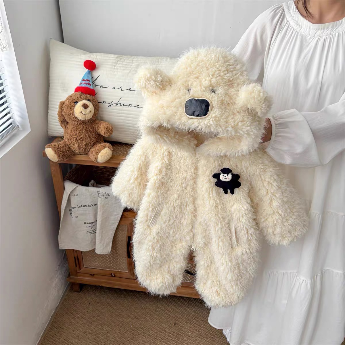 婴儿冬季衣服2025新款加厚连体衣男女宝宝韩版外套秋冬外出爬爬服