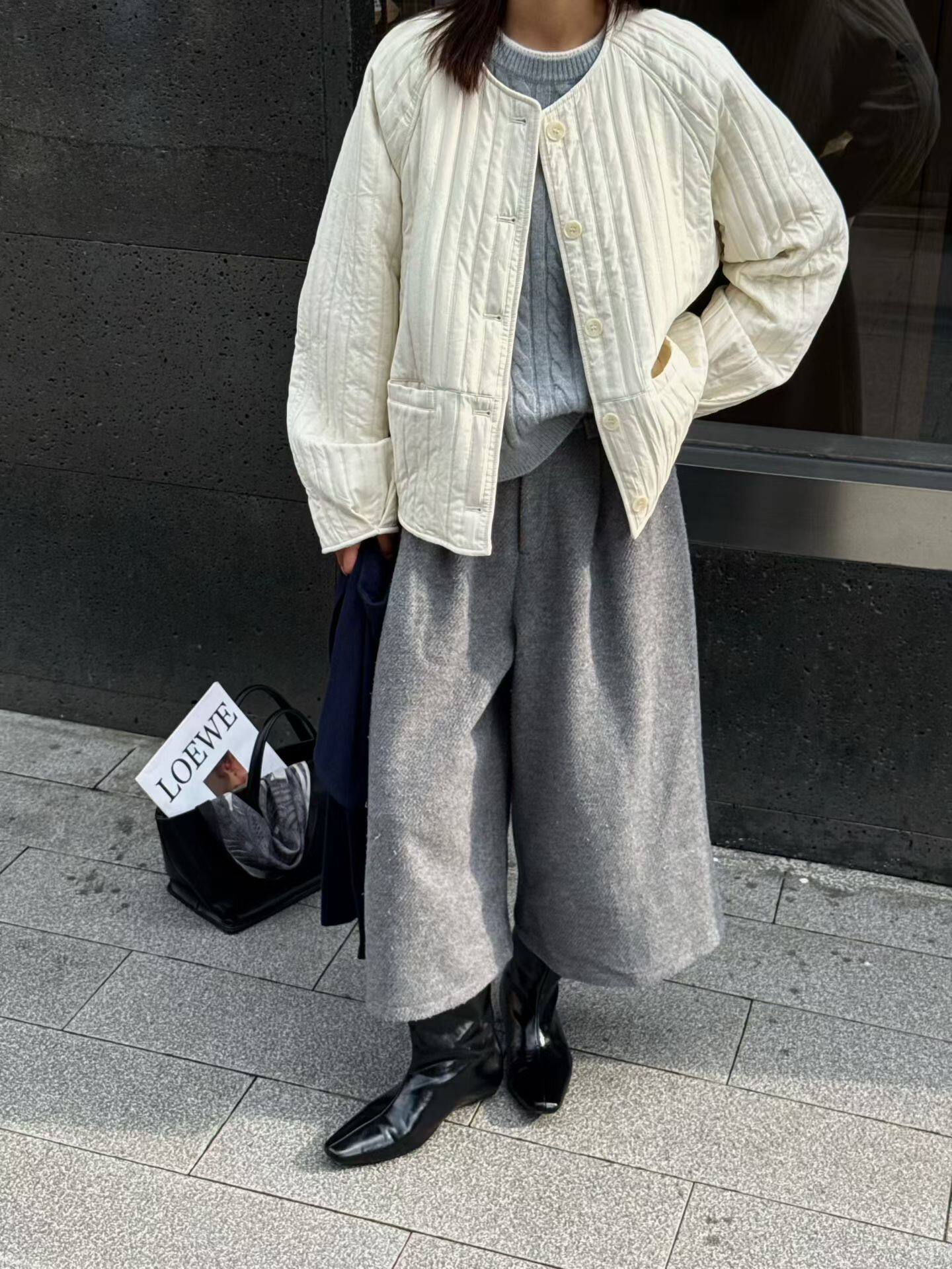 2025秋冬新款日系简约竖纹绗缝棉服女圆领单排扣短款夹棉外套上衣