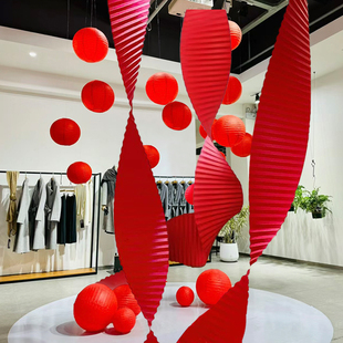 灯笼挂饰马年新年装饰红彩带折纸瓦楞纸拉花商场过年氛围场景布置