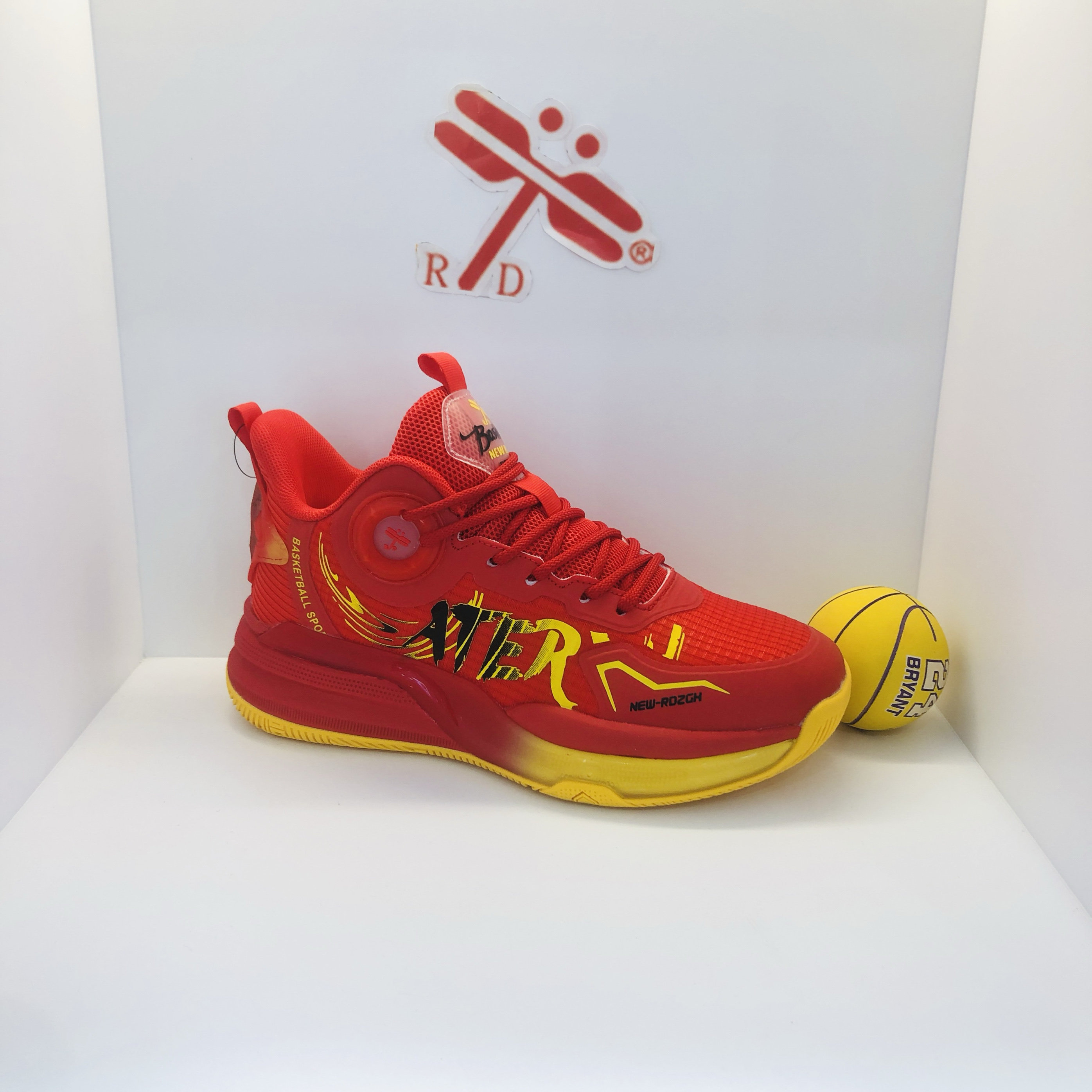 台湾红蜻蜓企业有限公司RD男童鞋旋转扣运动鞋2024夏季单网篮球鞋