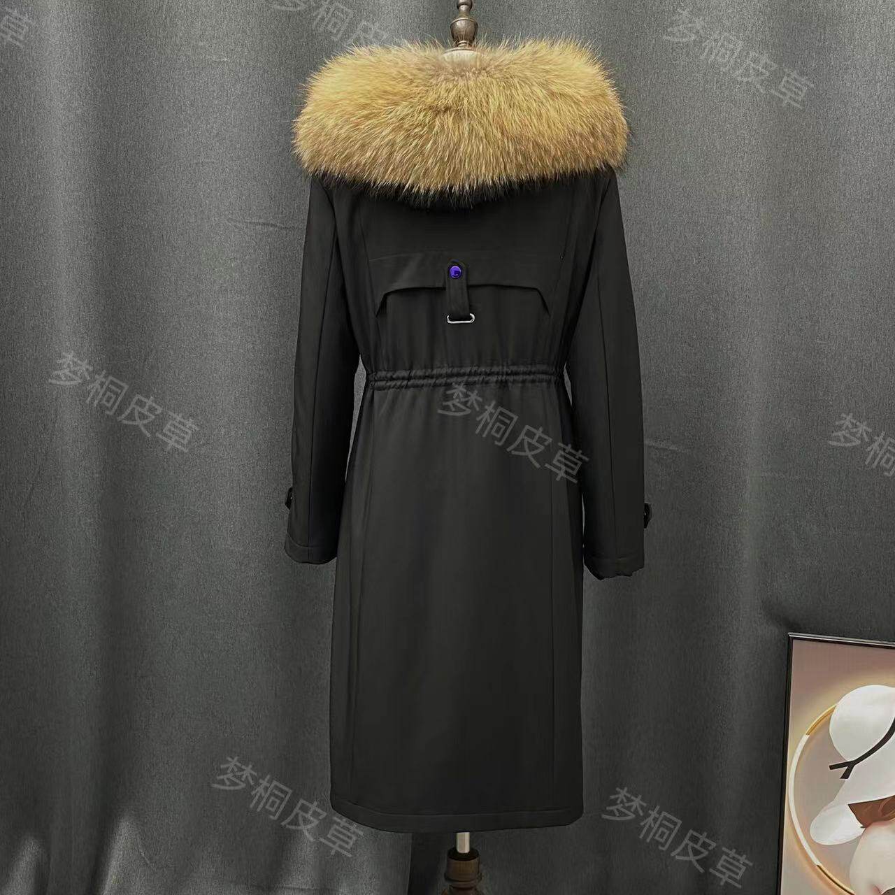 女士长款派克服皮草外套