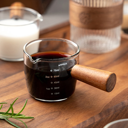 onlycook 木柄玻璃小奶盅咖啡萃取杯盎司杯 奶罐浓缩液带刻度量杯