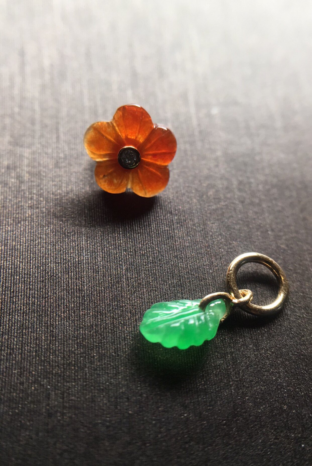 【赏】木易日辰 天然翡翠a货冰红翡花朵 冰绿叶子18k编手链组合