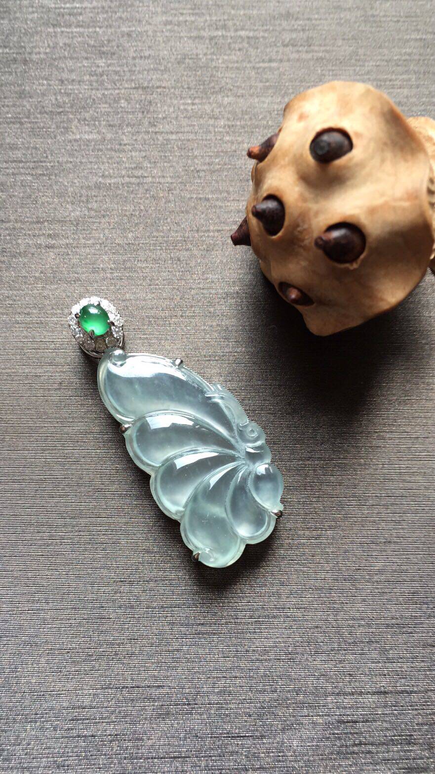 【赏】木易日辰 天然翡翠a货高冰种蝴蝶仙子18k金钻石吊坠