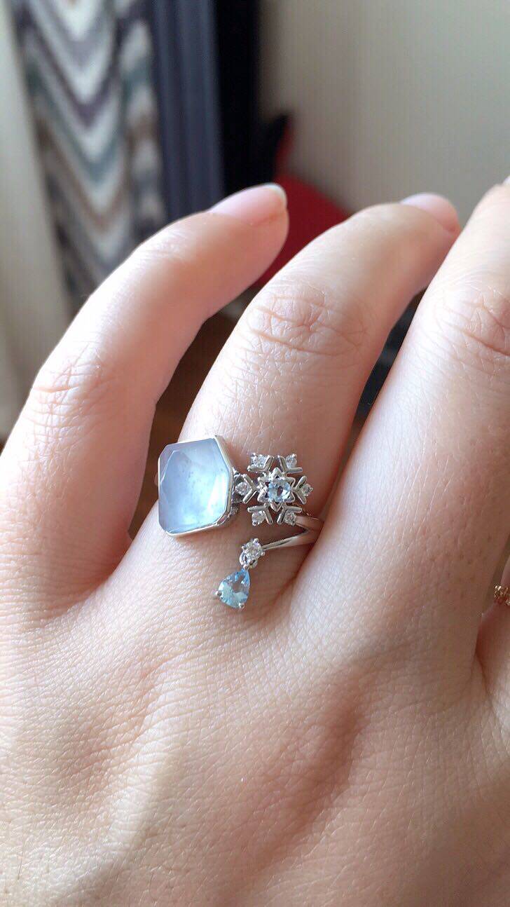 翡翠雪花棉金钻石戒指海蓝宝