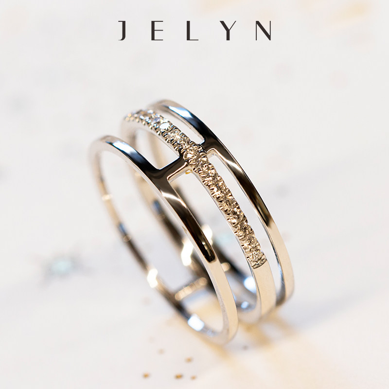 玥景Jelyn18k金白金彩金钻石大牌个性线条三层叠戴定婚结婚女戒指