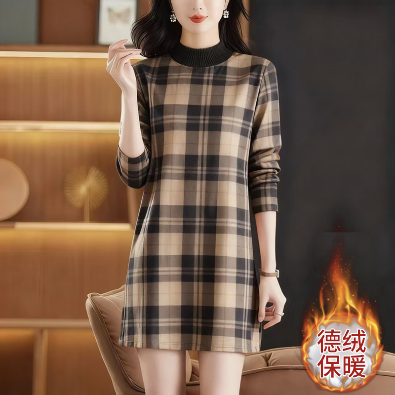 高档德绒女秋冬新款洋气半高领连衣裙配大衣中长款内搭打底连衣裙