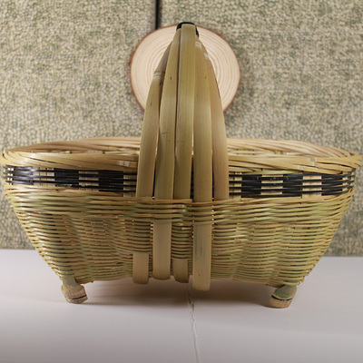 小竹篮子装少量水果鸡蛋蔬菜菜篮