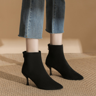 大码女鞋41一43秋冬靴子黑色高跟鞋尖头胖脚加肥加宽短靴裸靴单靴