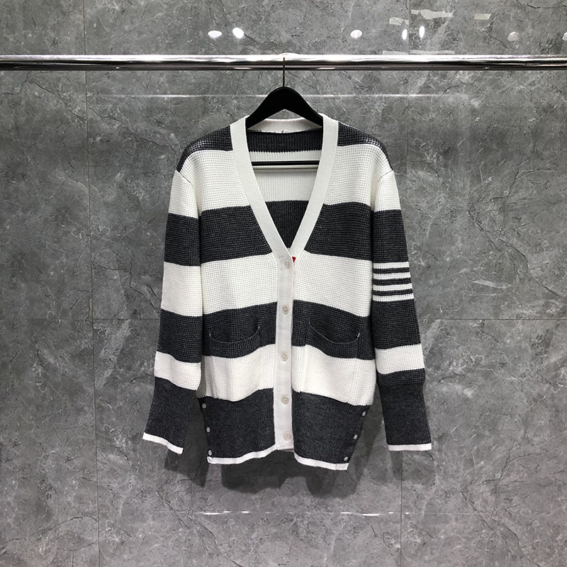 tb灰白撞色条纹v领针织开衫女早秋穿搭慵懒风宽松四条杠毛衣外套