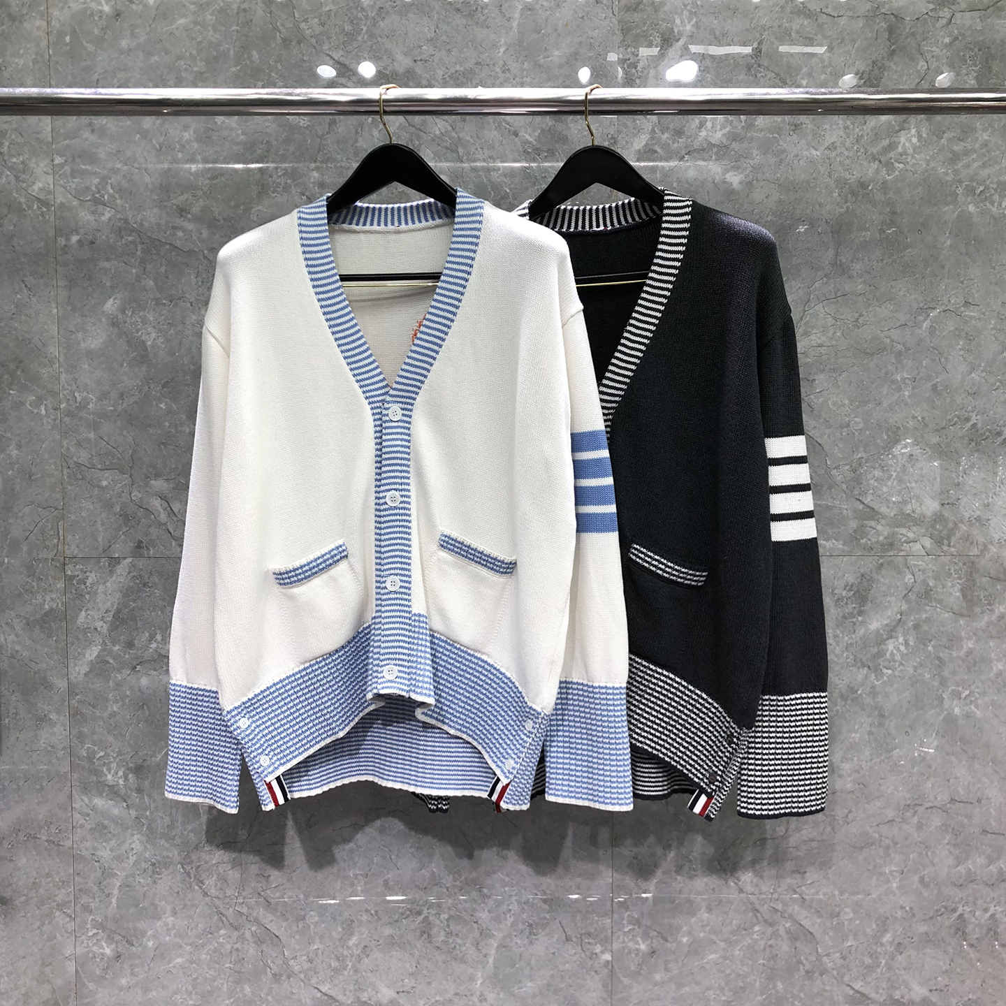 tb针织开衫男女后背小狗宽松外套