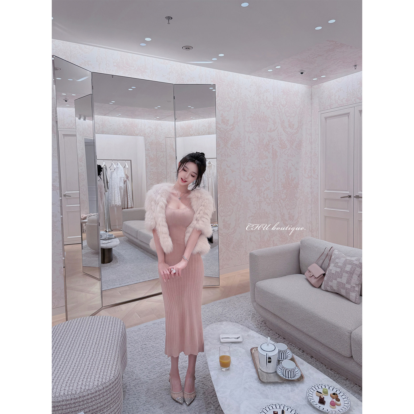 CHU小初/香软柔织/谁穿谁美 巨显身材 曼妙修身针织连衣裙