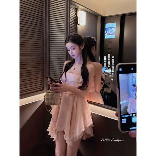 CHU小初/重瓣晚樱/层层花瓣裙摆 轻盈灵动 细吊带抹胸连衣裙