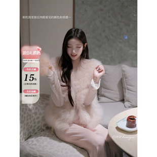 斜向夹革 山羊绒皮草马甲 绵云触感 绵绵芭蕾粉 CHU小初