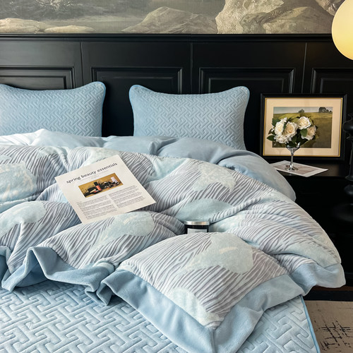 暖糯牛奶绒被套~冬季牛奶绒加厚被套柔软亲肤230g高克重加绒被套