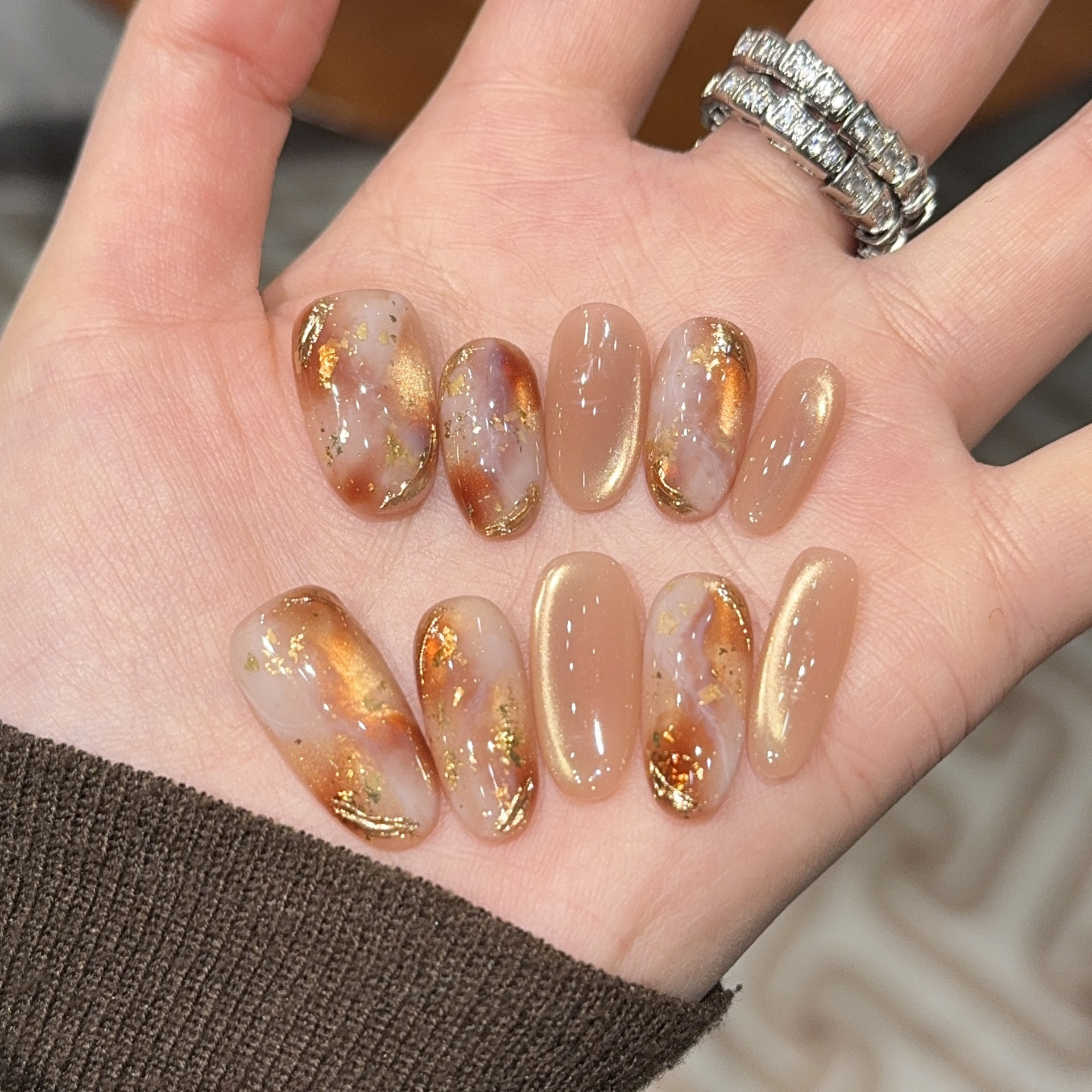 黄昏疏影琥珀晕染猫眼ins风纯手工穿戴甲显白美甲贴片椭圆假指甲,彩妆/香水/美妆工具,穿戴甲/甲片,淘宝优惠券,粉丝福利购,淘宝优惠卷