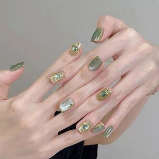 绿色布契拉提葡萄绿钻法式 带钻重工显白夏日纯手工光疗穿戴美甲