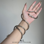 可随便造型金属银色蛇手镯缠绕项圈腰链小众饰品首饰写真蛇年项链