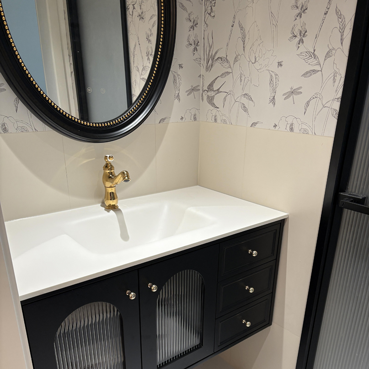 现货 |法式复古风黑色烤漆橡木浴室柜椭圆镜组合陶瓷一体盆洗手盆