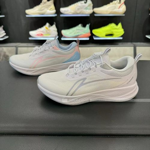 2024秋款李宁男大童跑步鞋飞云V2 双网溯溪弹力扣橡胶底YKFU062