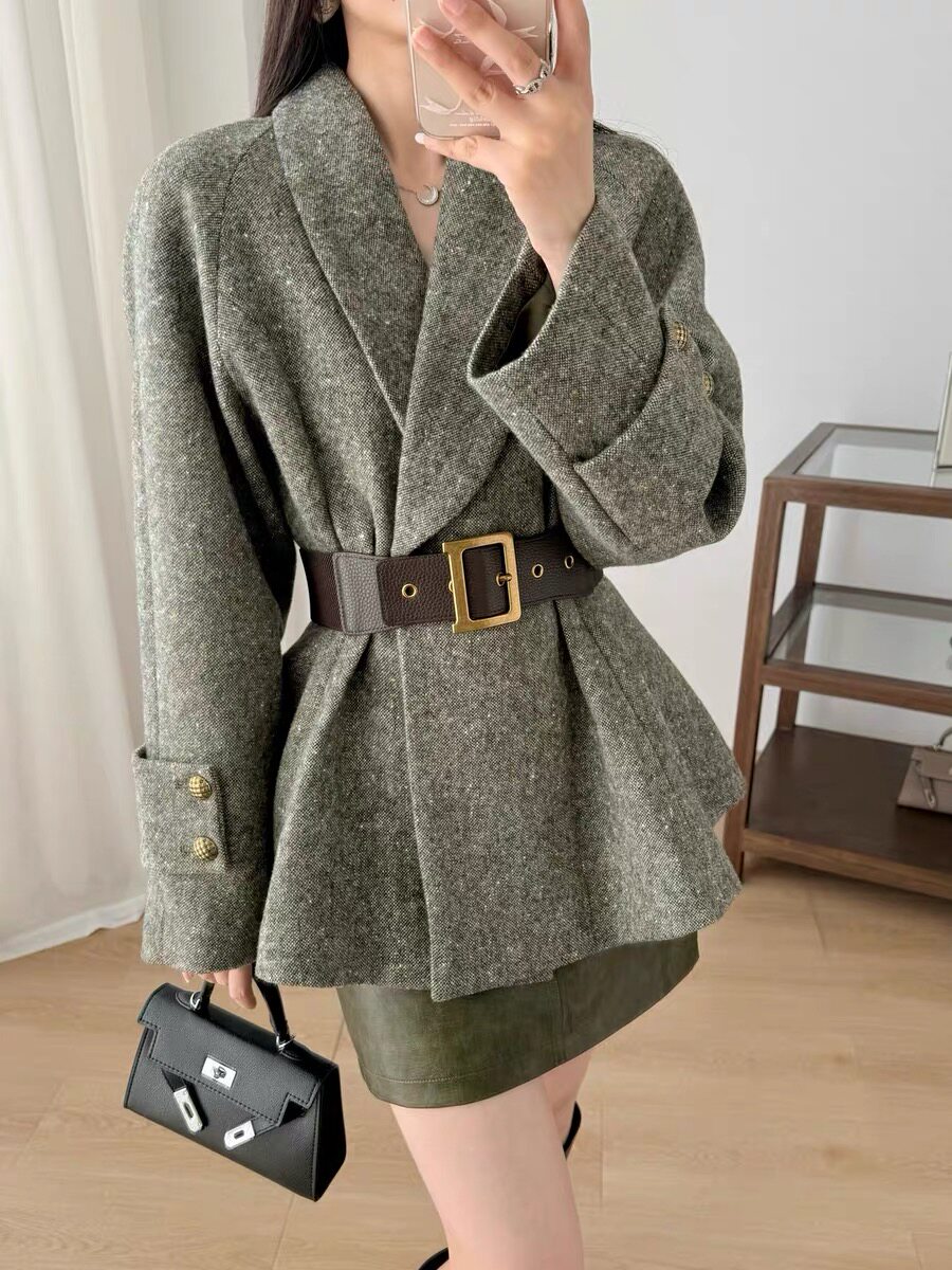 WANGXO｜高比例羊毛艺术彩点｜真皮腰带复古老钱青果领伞摆外套,女装/女士精品,毛呢外套,淘宝优惠券,粉丝福利购,淘宝优惠卷