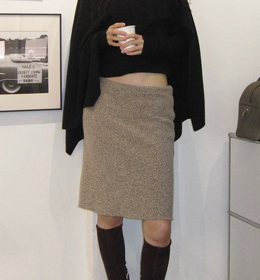 Sapphire 冬季80年代复古三色羊毛米灰中低腰半身微喇针织裙