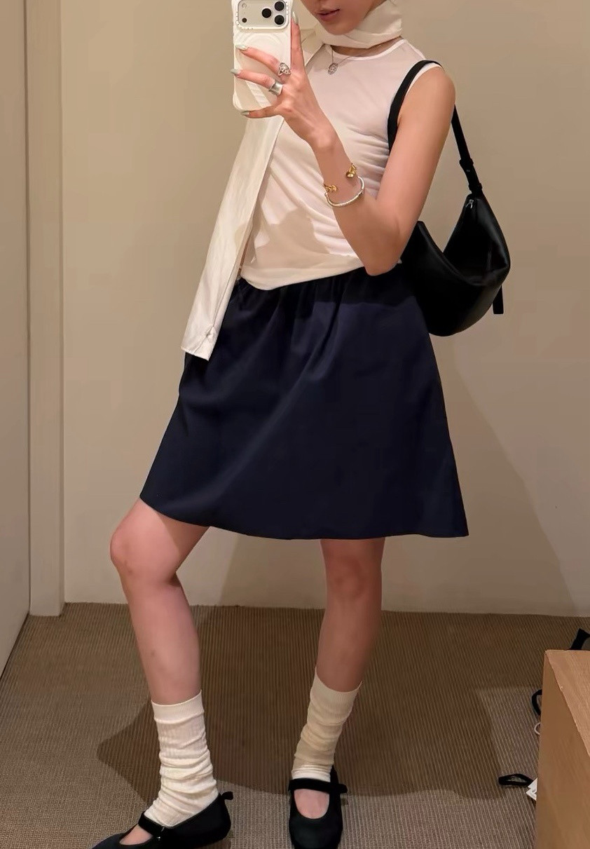 jaja假日轻盈光感复古趣味抽褶短款伞裙