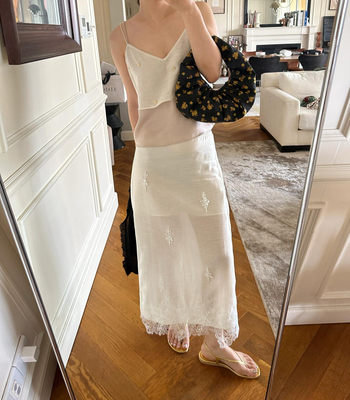 sage 米白浪漫绣花蕾丝边钉珠直筒半裙