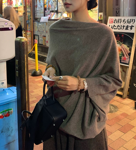 EAR 慵懒堆叠  羊毛小众设计感不规则中袖套头针织毛衣